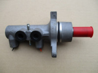 hlavní brzdový válec /05-/